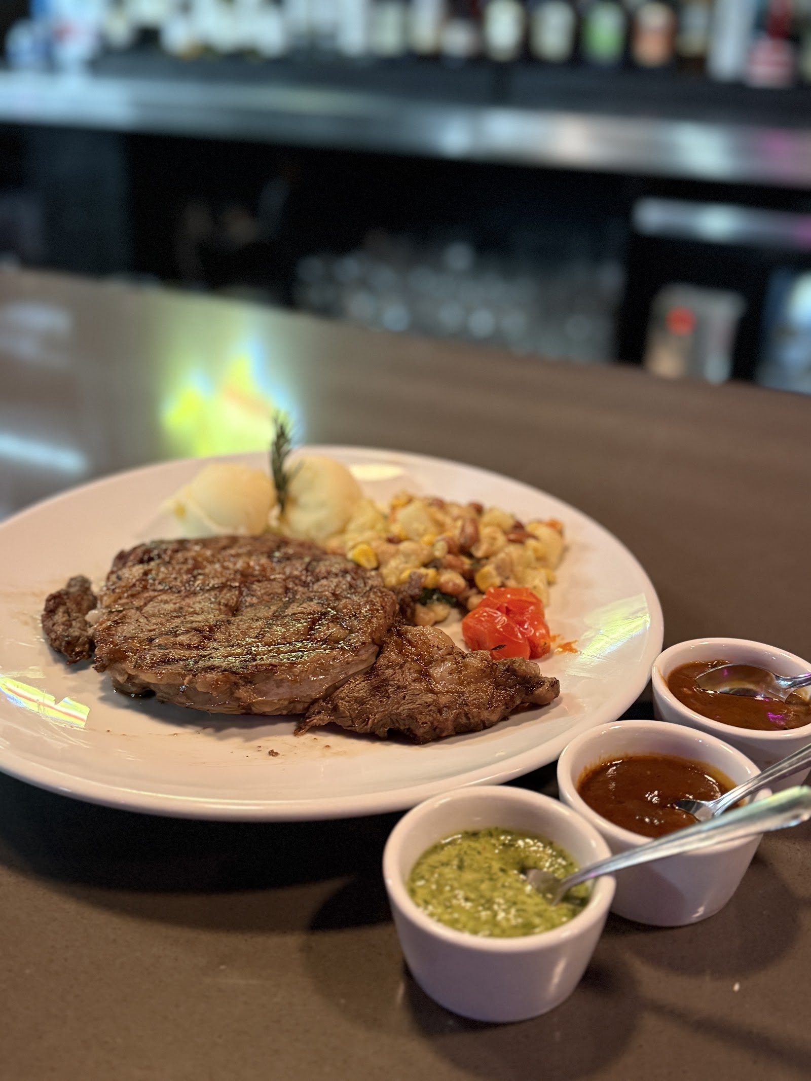 5 Monkeys SportsBar and Restaurant photo 9
